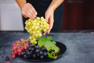 Grosse chaleur et chien : ce fruit que vous lui donnez par amour peut le tuer en quelques heures
