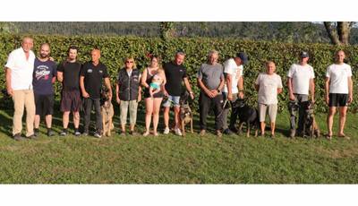 Victoire de Murphy Launay et son chien à Oyonnax