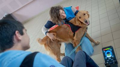 Hugo pédale 11 000 kilomètres pour Handi-Chiens